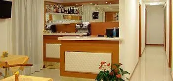 Hotel Gf 2*