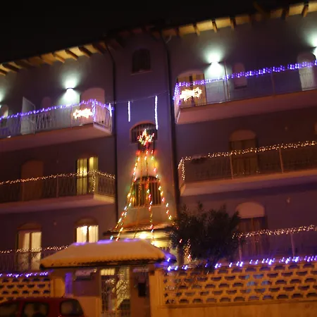 Gf Hotel